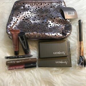 Ulta Black Friday 9 pc Beauty Bag Gold Only